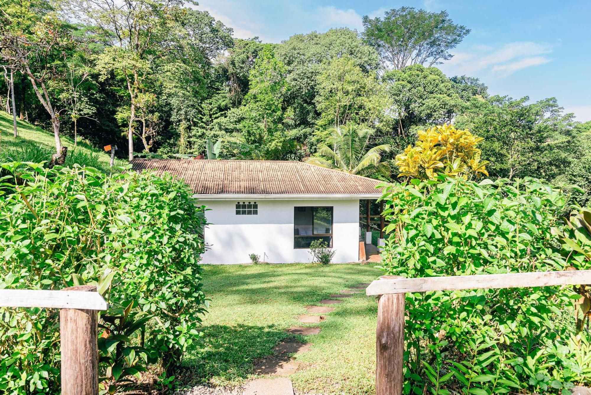 Hacienda Mil Bellezas - Private 40Ha Jungle Reserve Quepos Room photo